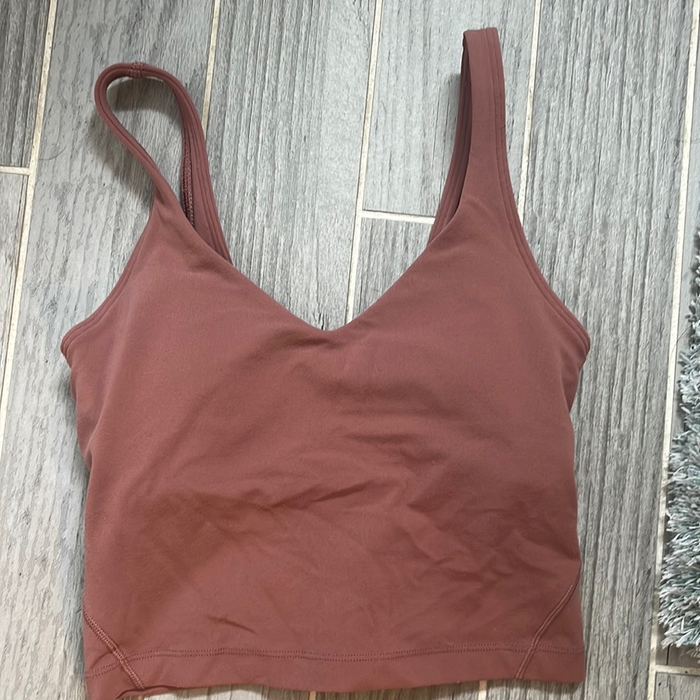 Selling a lulu align tank!